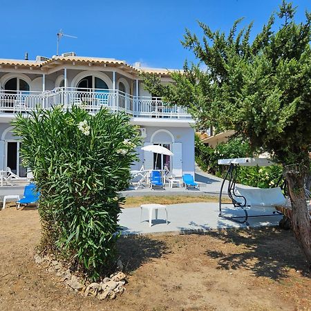 Leta Apartments Агиос Георгиос Екстериор снимка