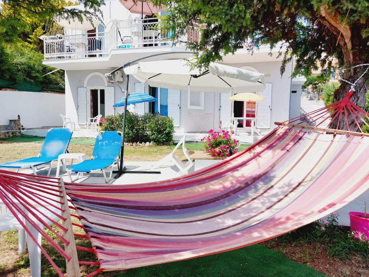 Leta Apartments Агиос Георгиос Екстериор снимка