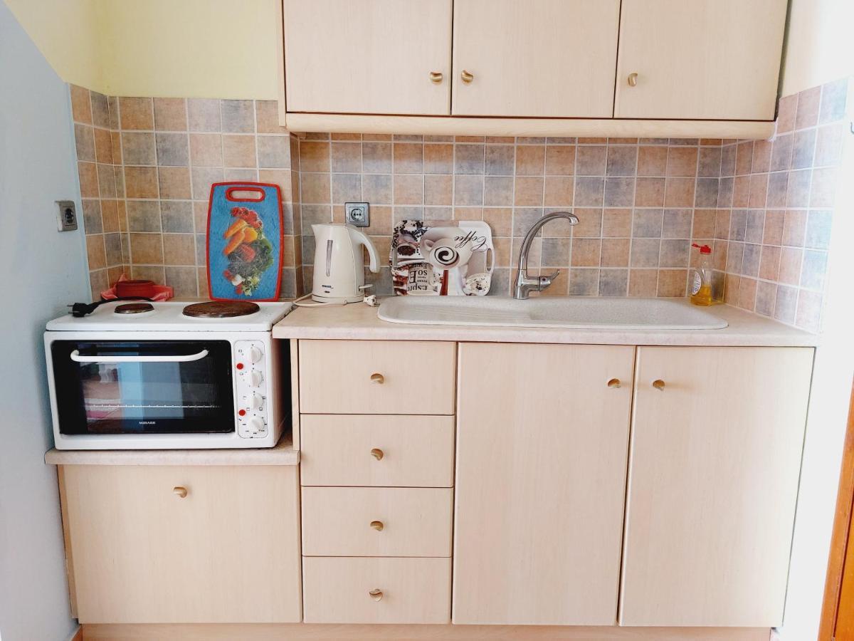 Leta Apartments Агиос Георгиос Екстериор снимка