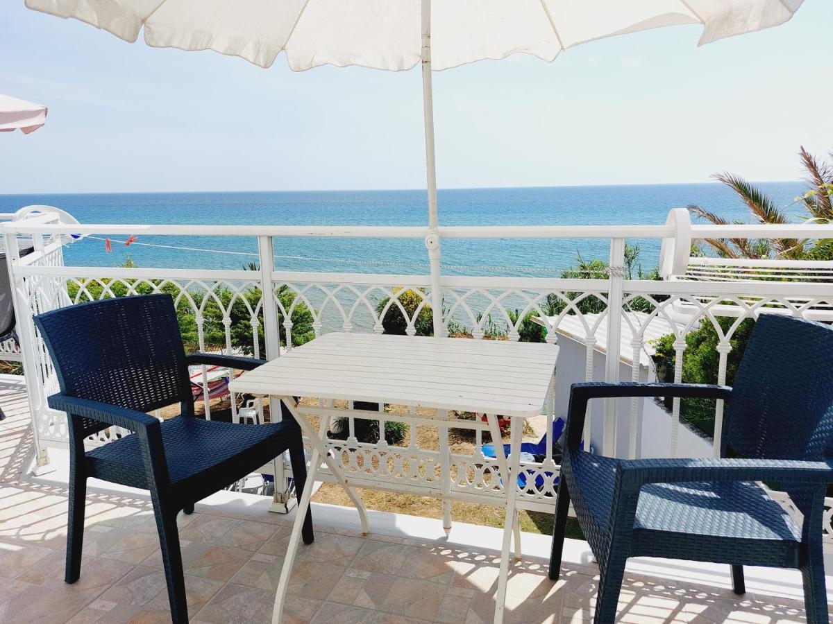 Leta Apartments Агиос Георгиос Екстериор снимка