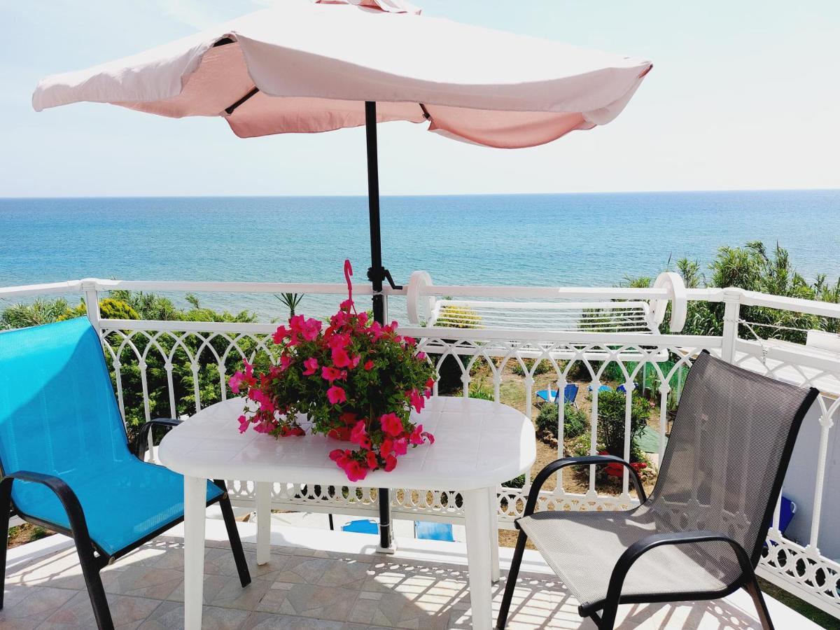 Leta Apartments Агиос Георгиос Екстериор снимка