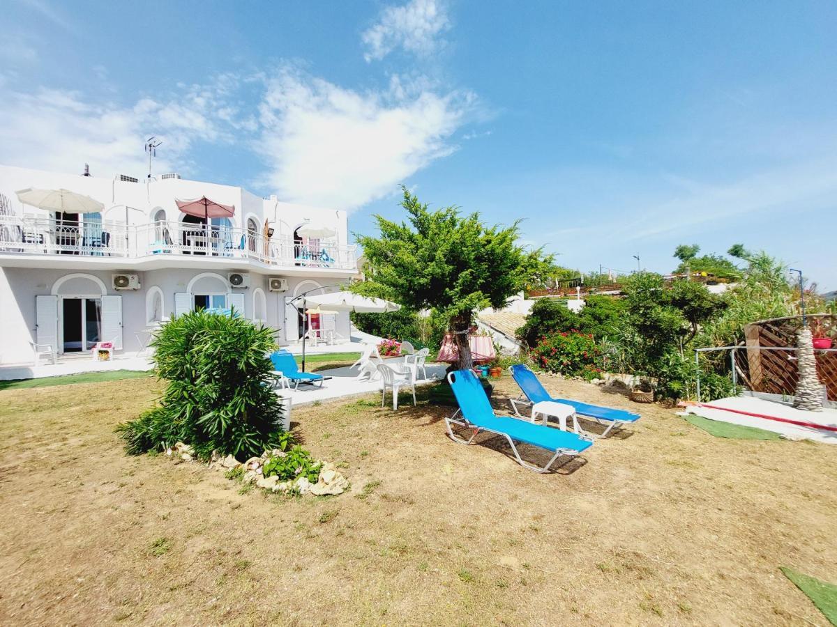 Leta Apartments Агиос Георгиос Екстериор снимка