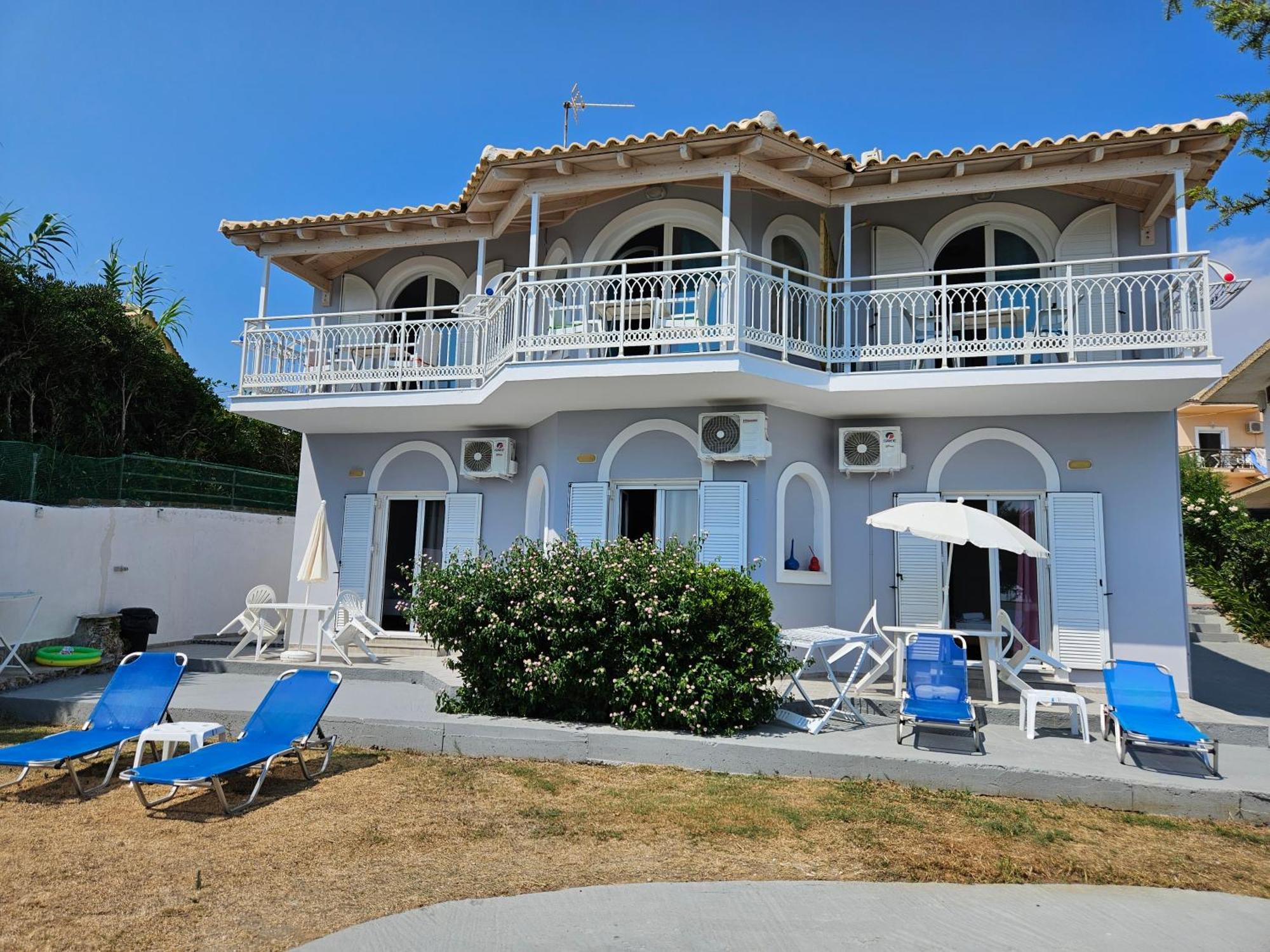 Leta Apartments Агиос Георгиос Екстериор снимка