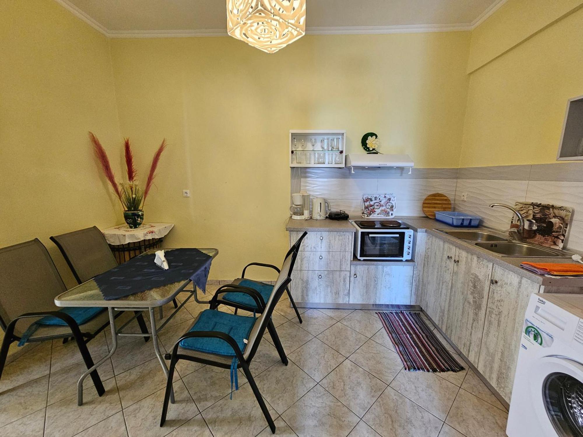 Leta Apartments Агиос Георгиос Екстериор снимка