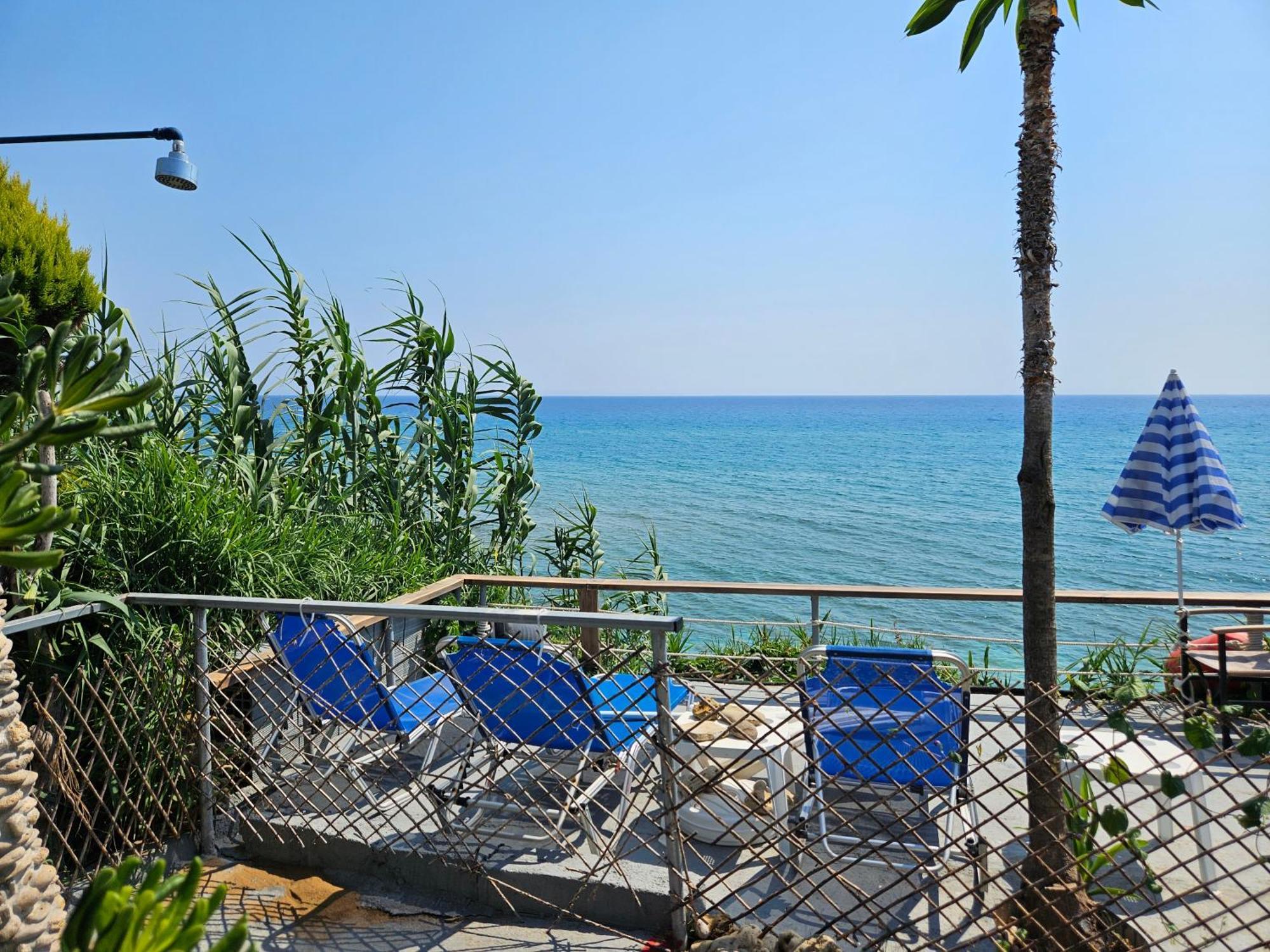 Leta Apartments Агиос Георгиос Екстериор снимка