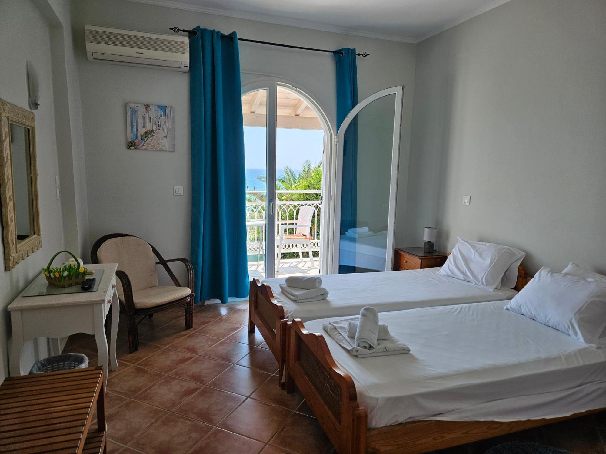 Leta Apartments Агиос Георгиос Екстериор снимка